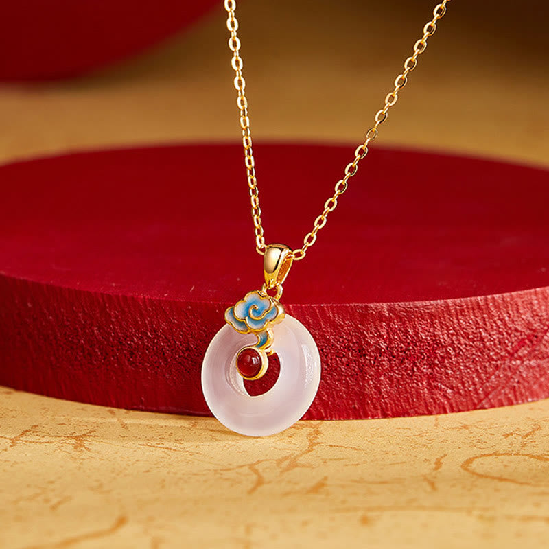 Weiße Jade Anhänger Kette mit goldenem Verschluss Buddha Harmonie