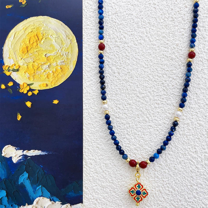 Blaue Lazurit Kette mit Buddha Anhänger und roten Perlen