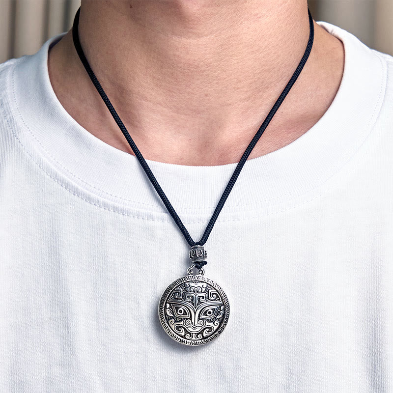Taotie Kette Kupfer am Hals getragen traditionelles Design Wohlstand