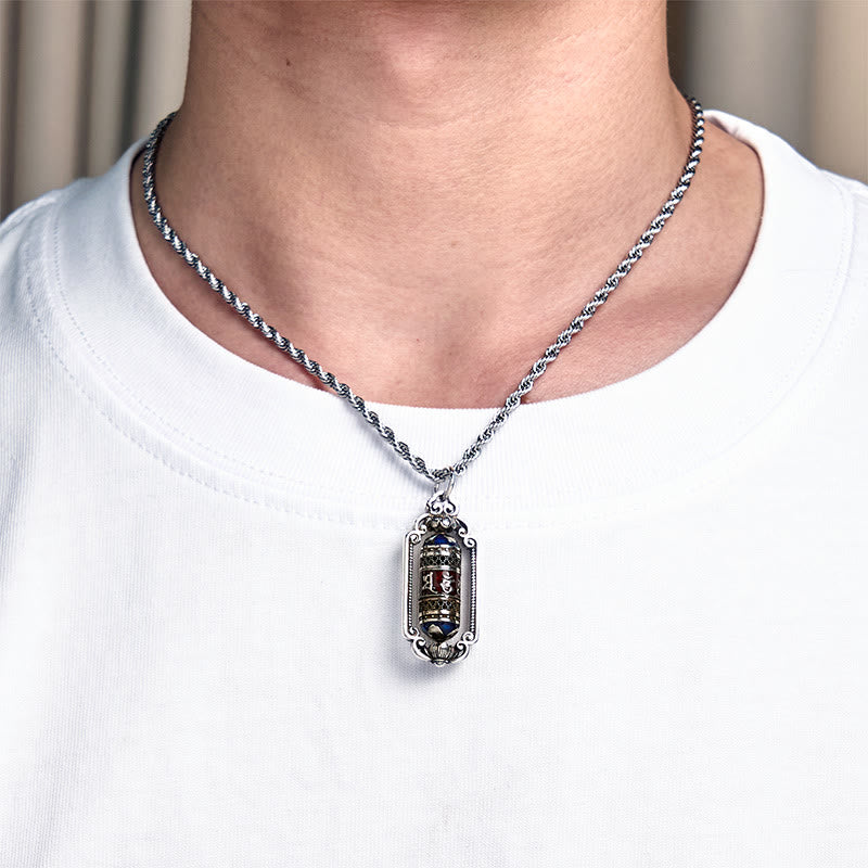 Tibetische Kette Glücksrad Vintage Anhänger am Hals getragen Silber Glück