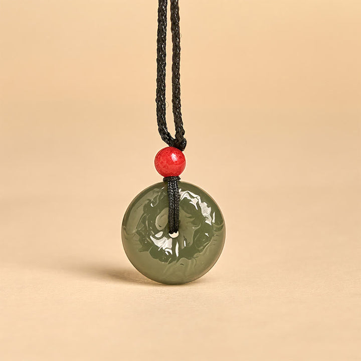Jade Kette Buddha Glück Anhänger Wolken Design schwarzes Seidenband