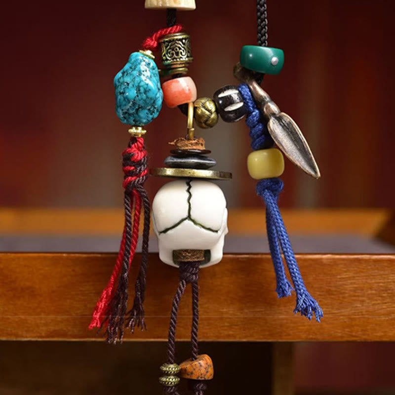 Kette Schädel Anhänger mit Türkis Koralle Jade und Federn Tibet Design