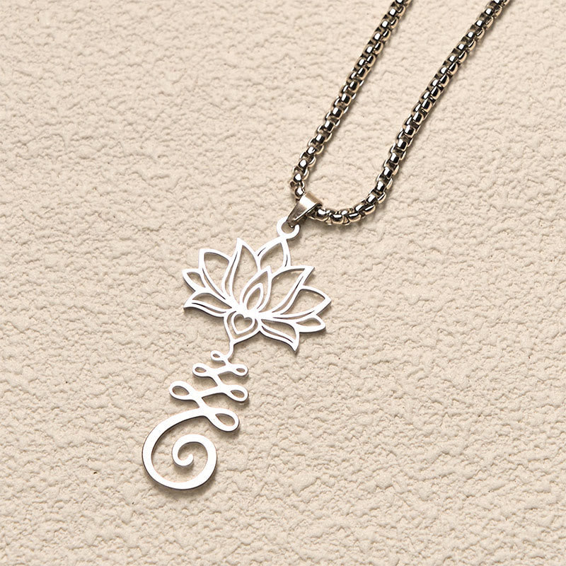 Silberne Edelstahl Kette mit Lotus Chakra Anhänger – Erleuchtung Meditation