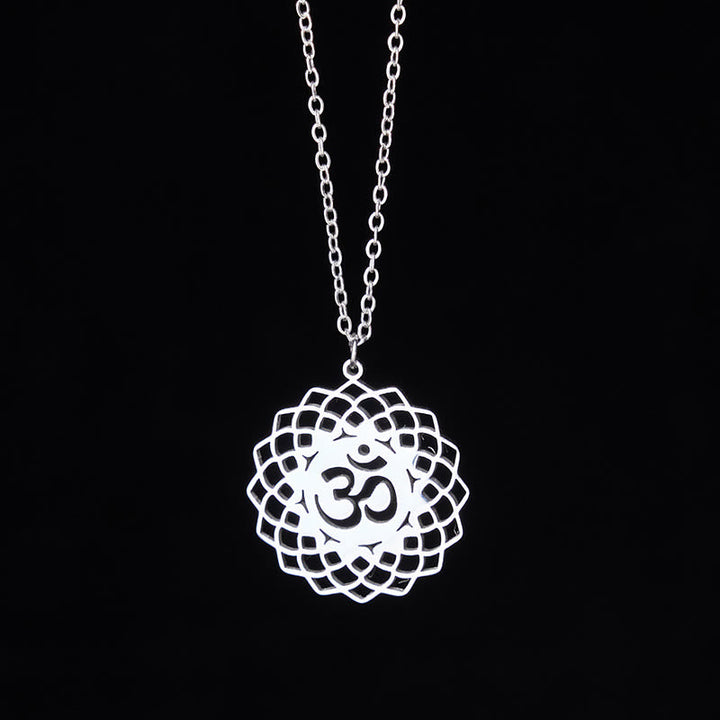 Silberne Kette Om Symbol Lotus Anhänger Edelstahl elegant