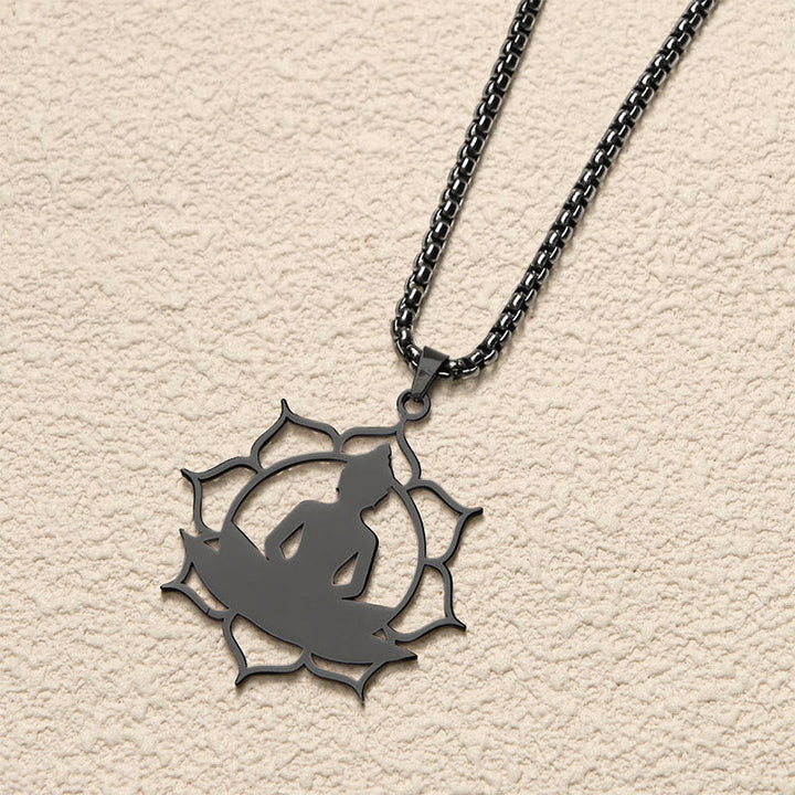 Schwarze Edelstahl Kette mit sitzendem Buddha Lotus Anhänger Erleuchtung