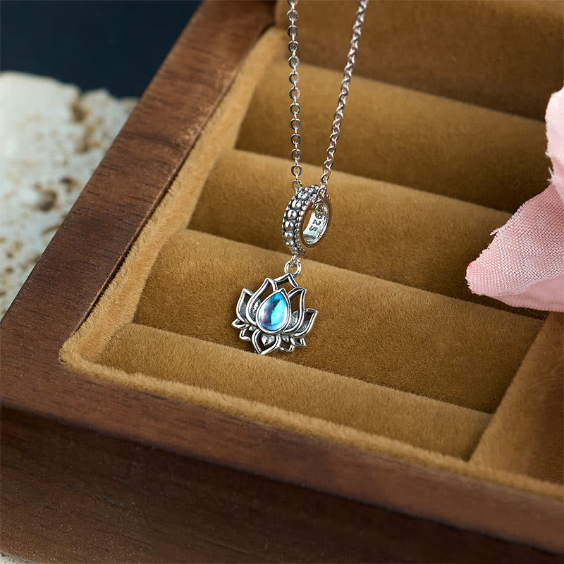 Mondstein Lotus Kette 925er Silber Anhänger Heilung