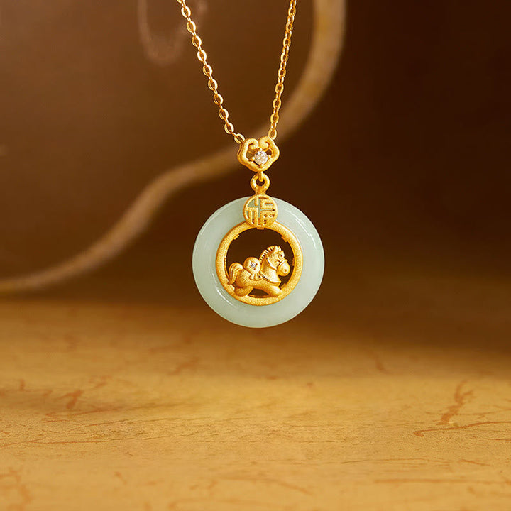 Jade Kette mit goldenem Pferd Anhänger Schnalle 925er Silber – Glück