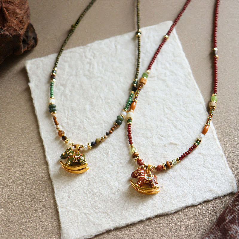 Kette Granat Jade Pferd – Glück