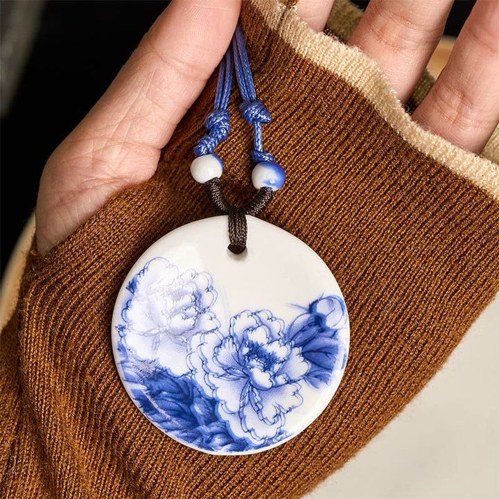 Blaue Keramik Kette mit Lotusbluete Anhänger Weisheit Erleuchtung