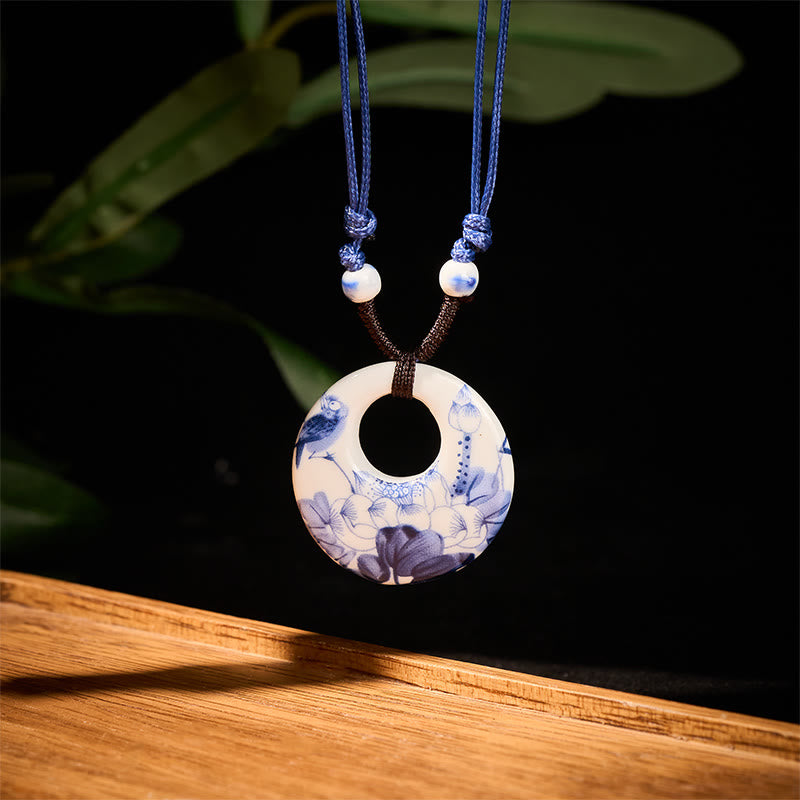Keramik Kette mit Lotusbluete Anhänger blau Erleuchtung Weisheit