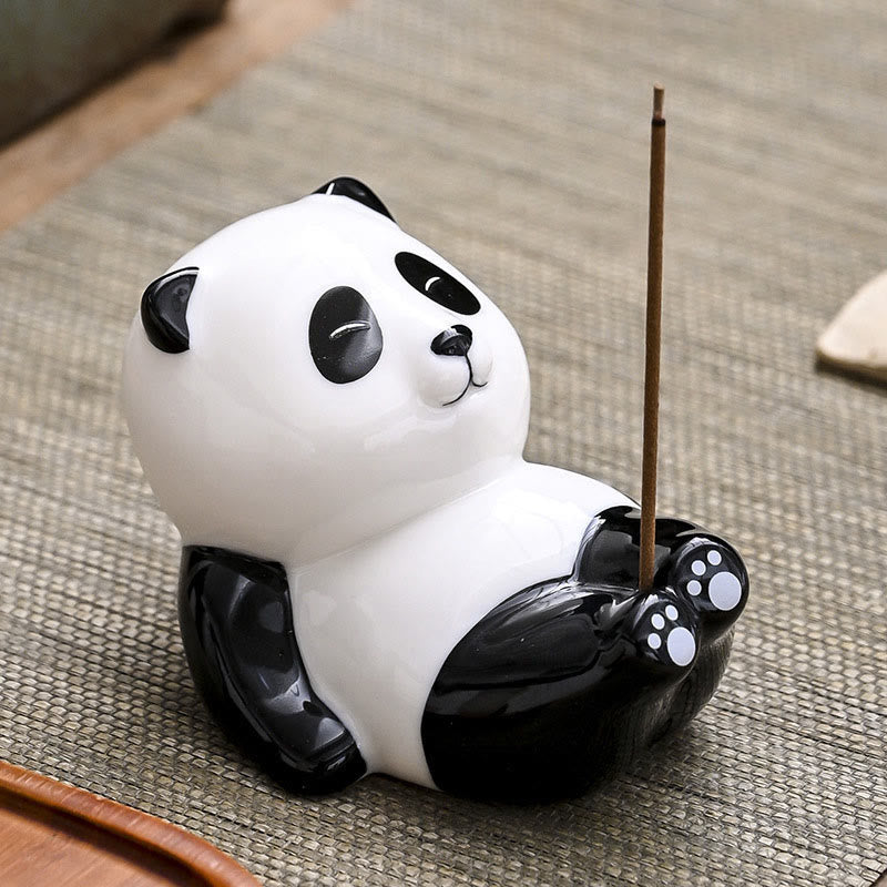 Räucherturm Panda Keramik Deko Panda mit überkreuzten Beinen