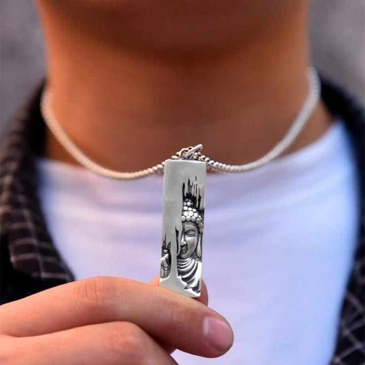 Silber Kette mit Buddha Anhänger Tathagata Kraft Schutz getragen