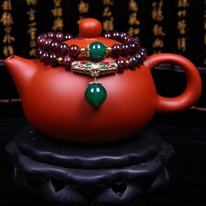 Rotes Armband Granat mit grünem Stein elegantes Schmuckstück