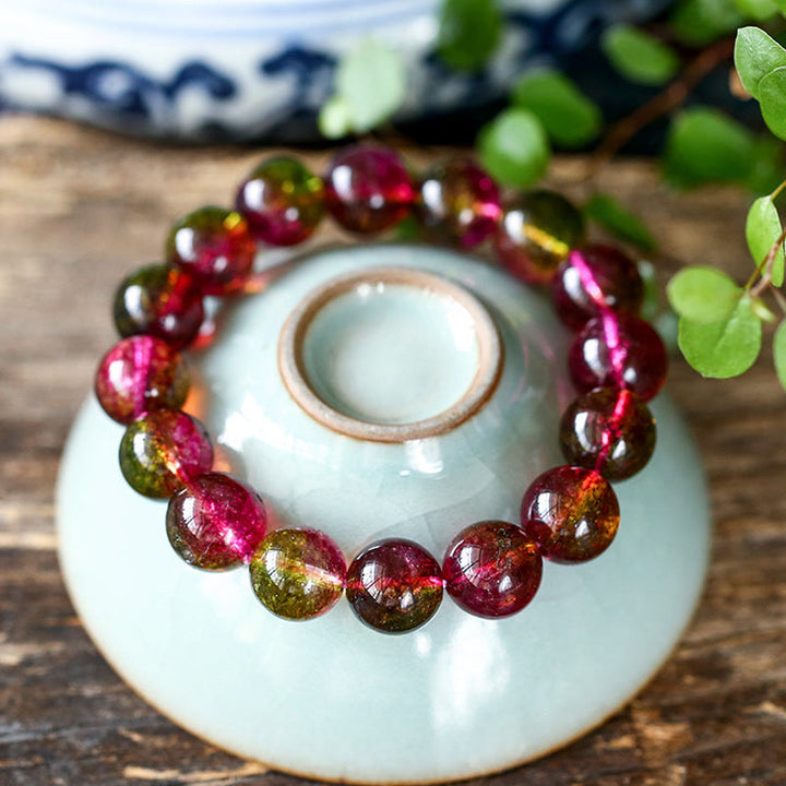 Tourmaline Armband Liebe Weisheit auf weißer Keramikschale Naturstein