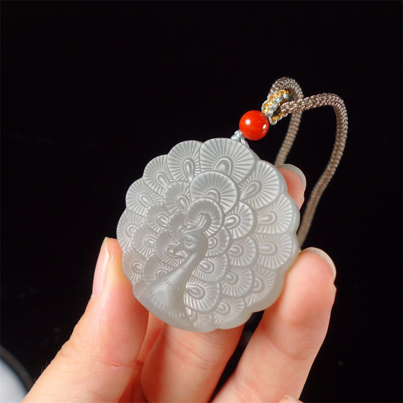 Weiße Jade Pfau Anhänger Kette