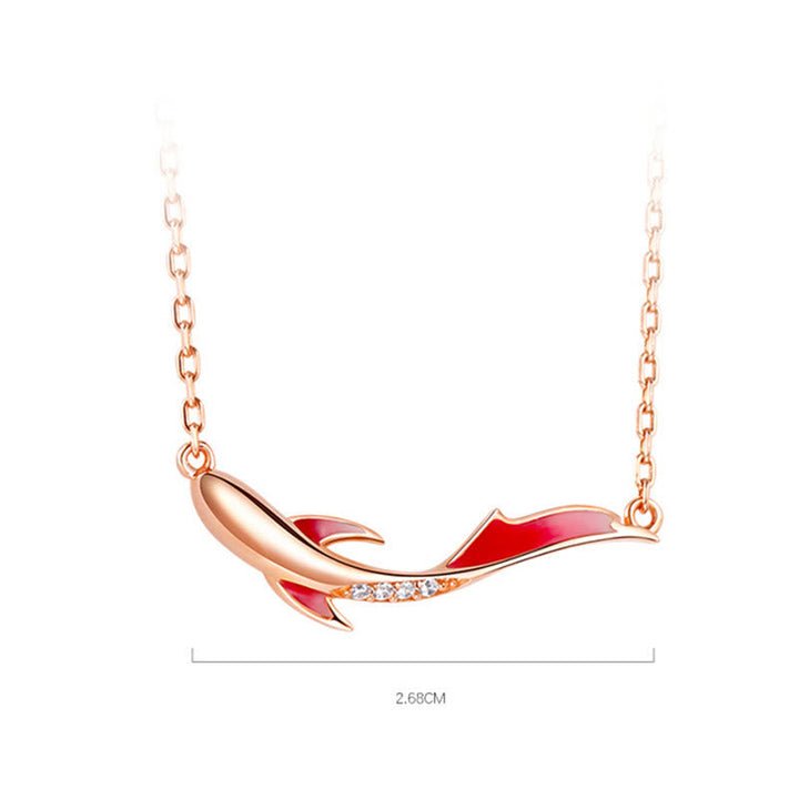 Koi-Fisch Kette elegant getragen Wohlstand