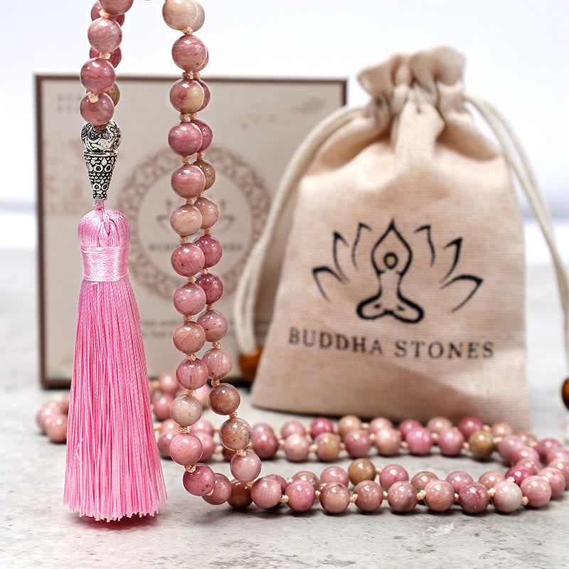 Mala 108 Rhodonite Perlen Yoga rosa Naturstein Perlenarmband Flatlays