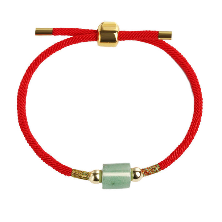 Rotes Seidenarmband mit grünem Aventurin Stein vergoldet elegant