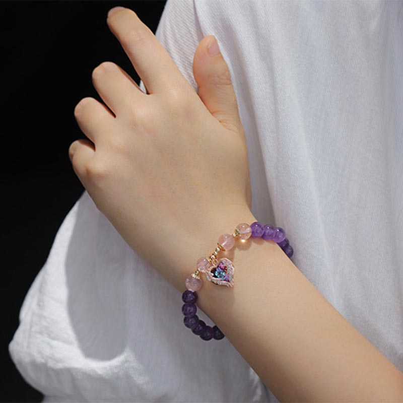Armband Erdbeerquarz Amethyst – Glück elastisch Naturstein getragen Hand