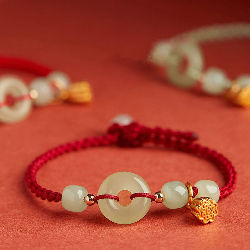 Armband Jade Lotus Wohlstand Frieden rotes Seidentuch eleganter Schmuck