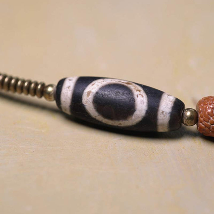 Mala Bodhi Glück Energie Armband schwarze weiße Perlen Naturstein
