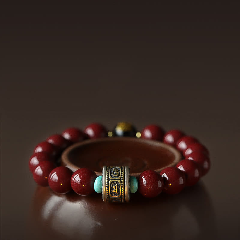 Rotes Zinnober Armband mit Om Mani Padme Hum Verschluss elegantes Design