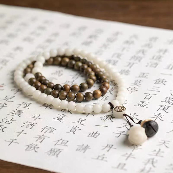 Armband Sandelholz Bodhi – Energie weiß braun Perlen elastisch