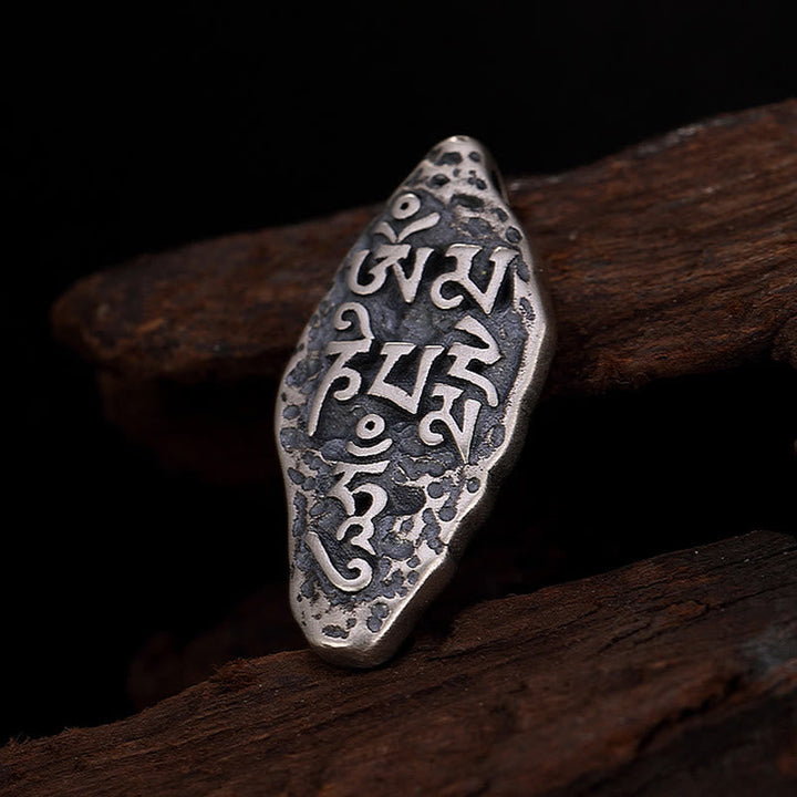 Kette Vajra – Segen – Bild 14 – Silberner Vajra Anhänger mit Mantras, Segen Kette Schmuck