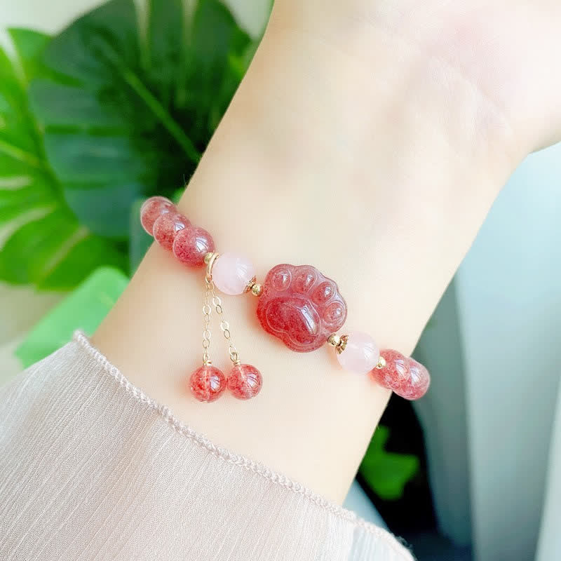 Armband Erdbeerquarz Kristall Katze mit rosa Perlen elegantes Design