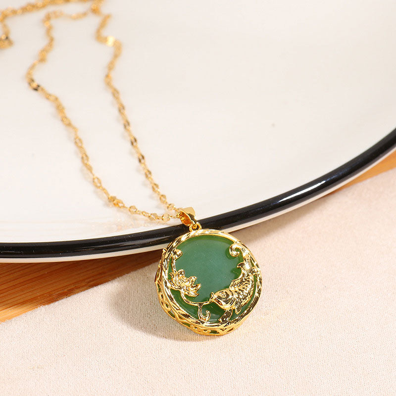 Grüne Jade Kette mit Koi Lotus Anhänger Gold Vergoldet