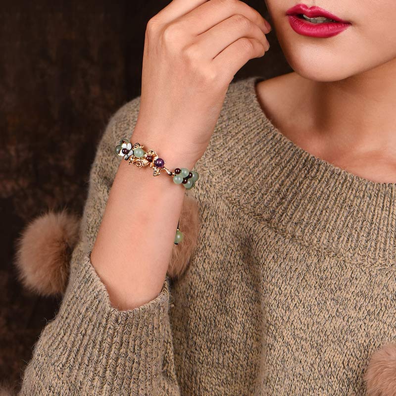 Armband Grüner Aventurin Granat & Blüten Anhänger - Glück