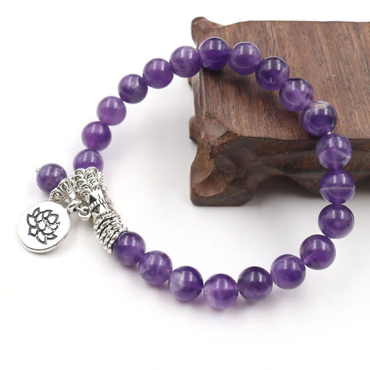 Amethyst Kristall Armband mit Lotus Charm Anhänger elastisch.