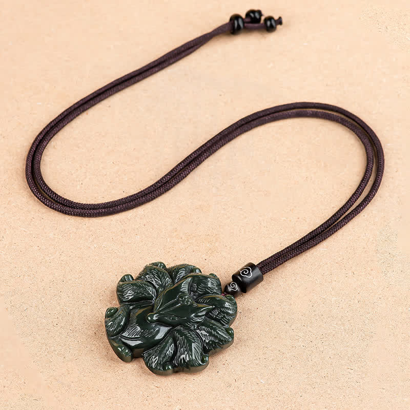 Kette Hetian Jade Neunschweif-Fuchs Glück dunkelgrün Anhänger
