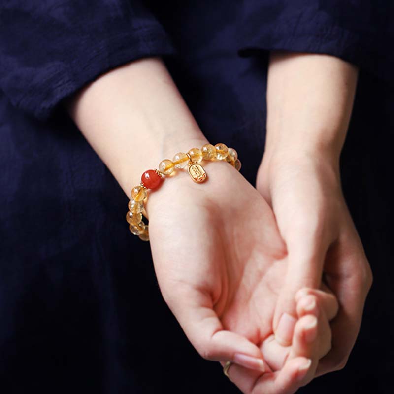 Armband Roter Achat Citrin – Glück am Handgelenk getragen elegant