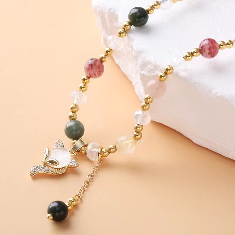 Armband Fuchs mit Obsidian, Turmalin und Mondstein elegant gestylt.