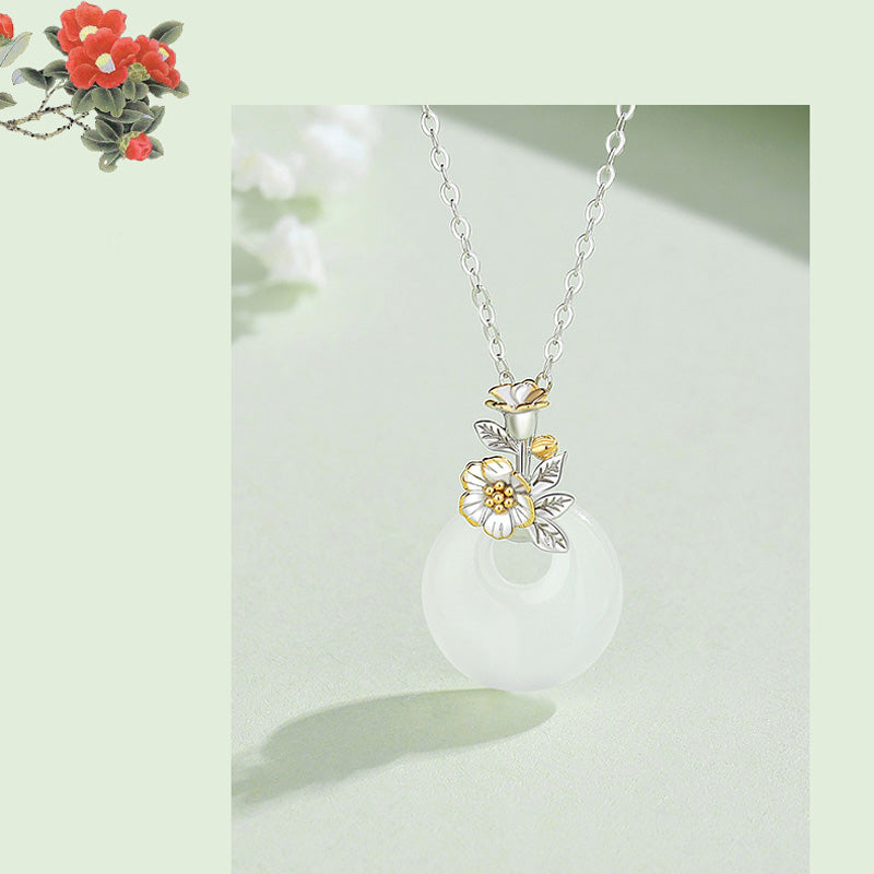 Kette Chalcedon Zwölf Blüten Harmonie Eleganz