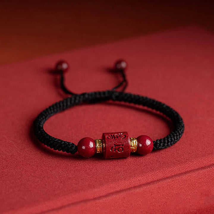 Armband Zinnober Rot - Mantra Gravur Geflochten