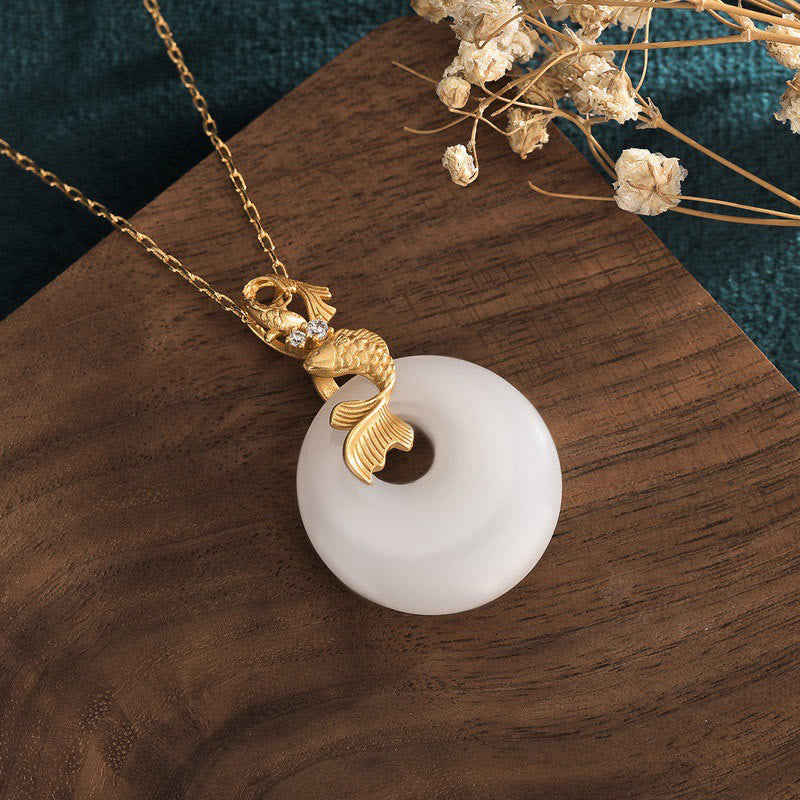 Kette weiße Jade Koi Fisch Gold Anhänger