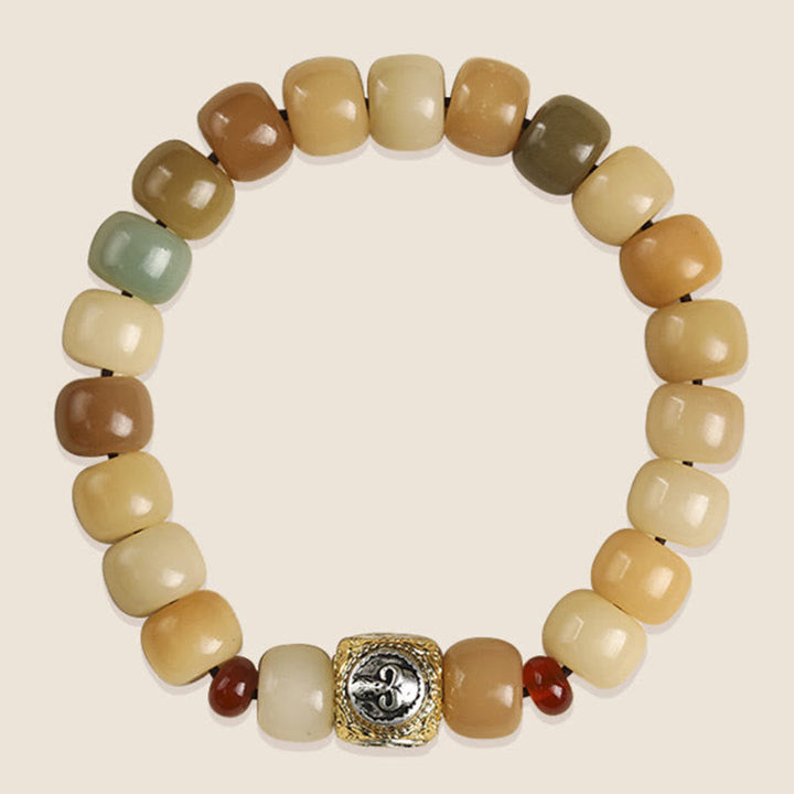 Armband Bodhi Om Mani Padme Hum – Energie Naturstein elastisch getragen