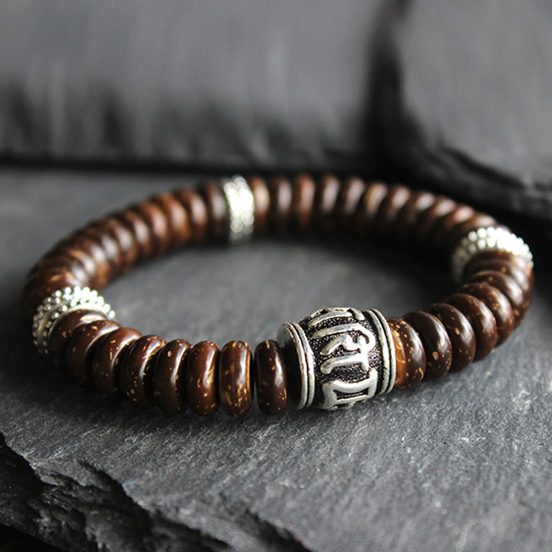 Armband Om Mani Padme Hum – Energie mit braunen Holzperlen und Silber.