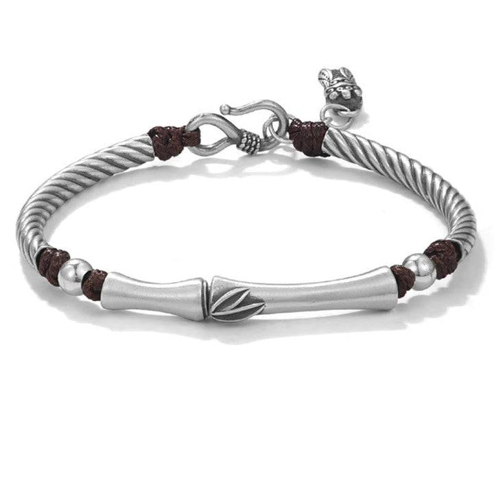 Armband 925 Silber Bambus mit braunem Lederband elegant getragen
