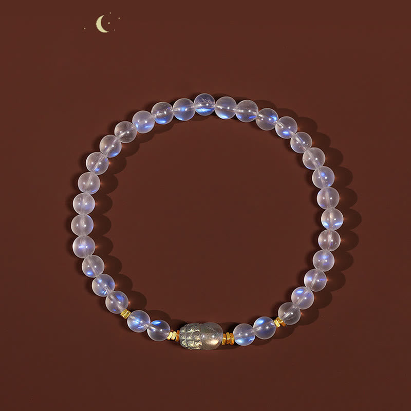 Mondstein Armband mit Pixiu Charm, transparent schimmernd, Mondlicht.