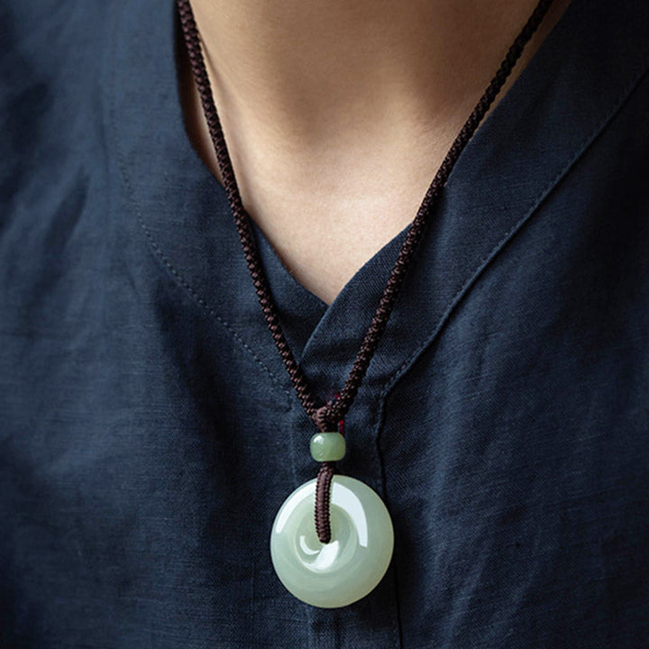 Kette grüne Jade Anhänger Glücksbringer Natur