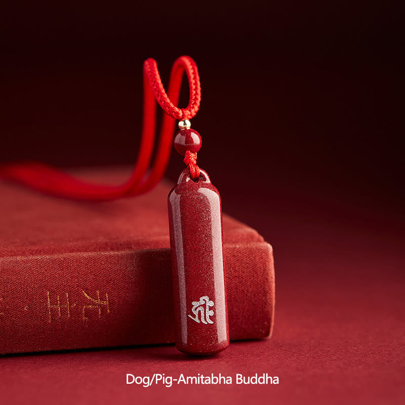 Anhänger Zinnober Geburts-Buddha – Schutz & Glück Rot / Hund/Schwein-Amitabha Buddha