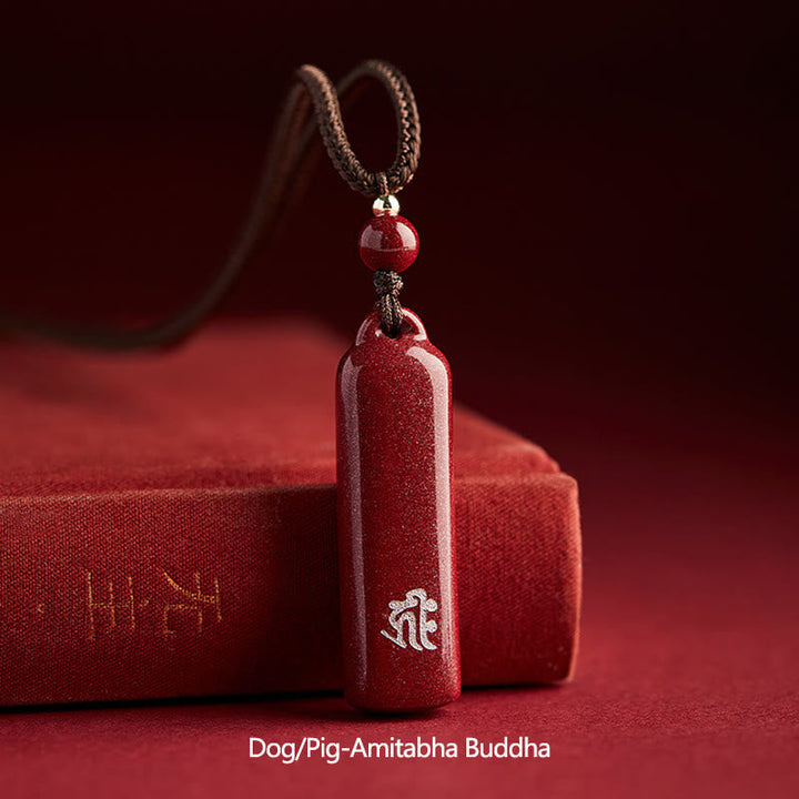 Anhänger Zinnober Geburts-Buddha – Schutz & Glück Braun / Hund/Schwein-Amitabha Buddha