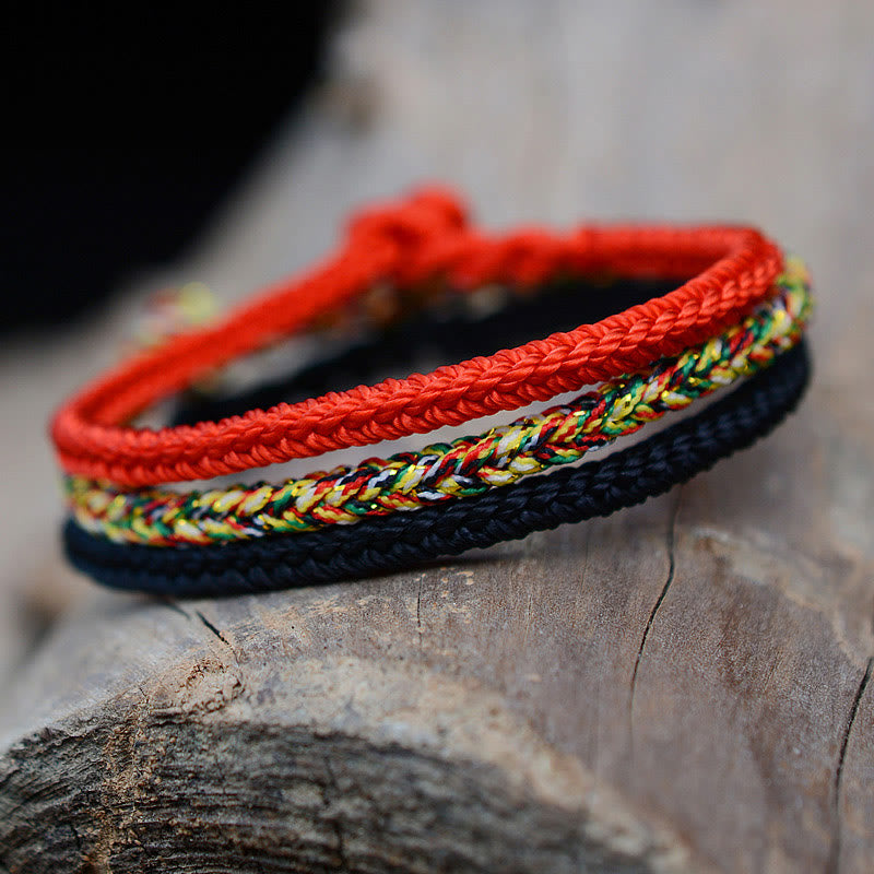 Armband Tibetisches 8-Faden Friedensknoten Schutz