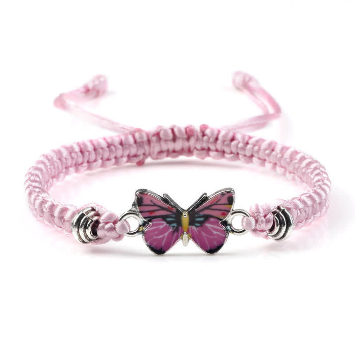 Rosafarbenes Armband Schmetterling – Liebe mit Schmetterlingsverzierung Nahaufnahme