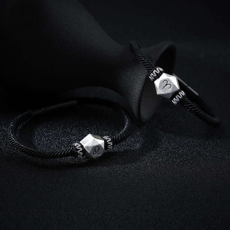 Schwarzes elastisches Armband 925 Silber mit Tierkreiszeichen Charm.