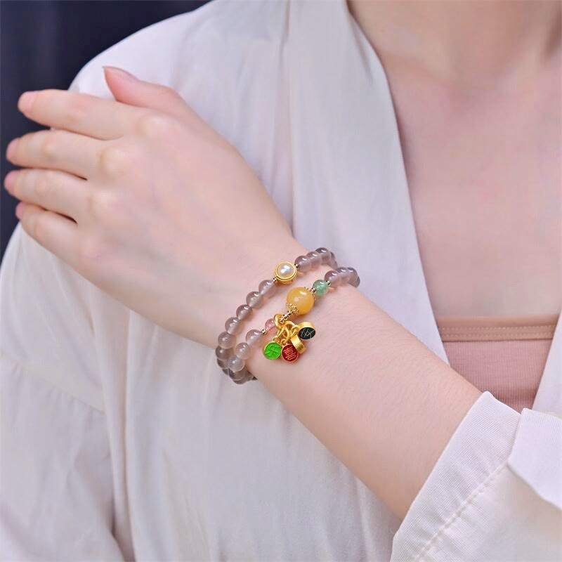 Armband Achat Frieden Balance Naturstein elastisch am Handgelenk getragen