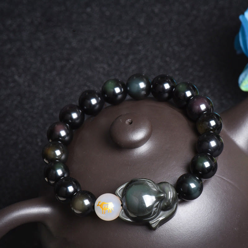 Schwarzes Obsidian Armband Silber Fuchs Heilung am Handgelenk getragen